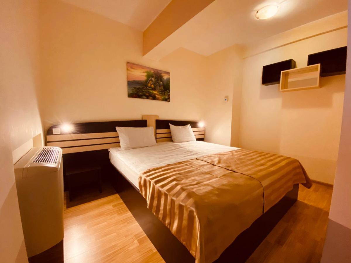 Hotel Zimbru Iasi Exterior photo